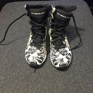 Kids Under Armour highlight cleats